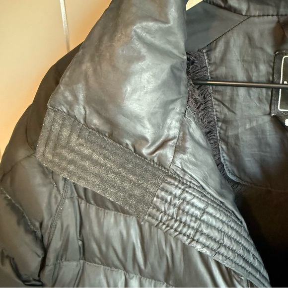 The North Face 550 Women Size L Black Sheen Puffer Goose Down Insulated Jacket - Picture 7 of 16